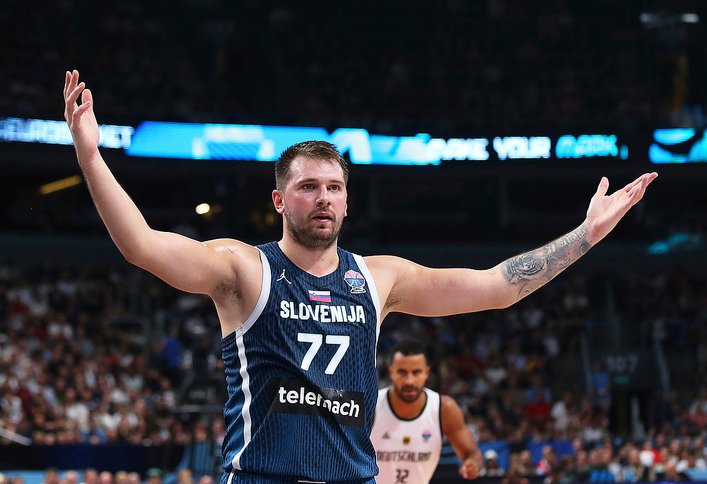 ayx-包含太狠了！多伦多猛龙迎欧冠关键赛东契奇连续十五场比赛得分超过逆转，那不勒斯刷新队史纪录的词条